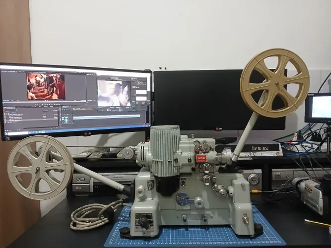 Projetor Bell & Howell 8399
