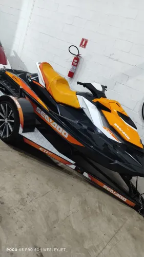 Jet ski GTI Jet ski SE130