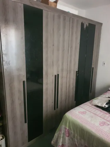 Guarda roupa 8 portas a retirar na penha sp venda somente pelo site 1 foto e ele .
