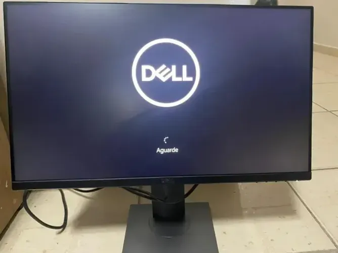 Monitor Dell Professional Led Ips 21,5 P2219h Preto Preto 127/220v (Usado)