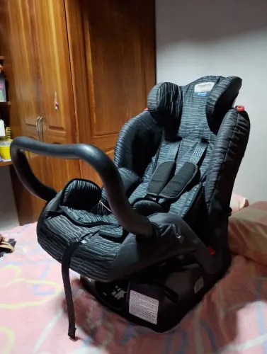 Cadeirinha infantil para carro de 0 a 25kg