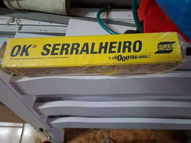 Solda eletrica eletrodo revestido serralheiro 2,5.