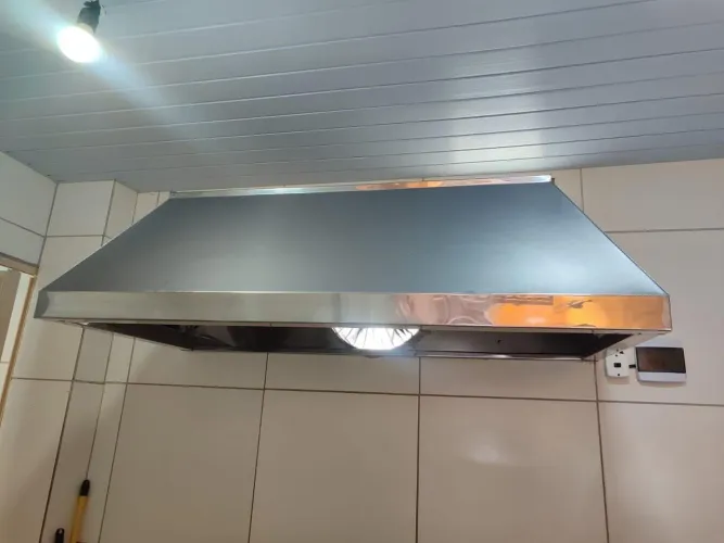 Coifa 100x75<br>Exaustor de 30cm <br>Buco de gaiata 40cm<br> <br>Valor 1500