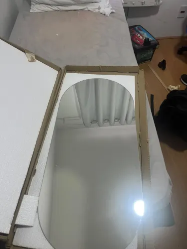Espelho oval de luxo 90x40 (sem led), Na caixa, nunca usado.