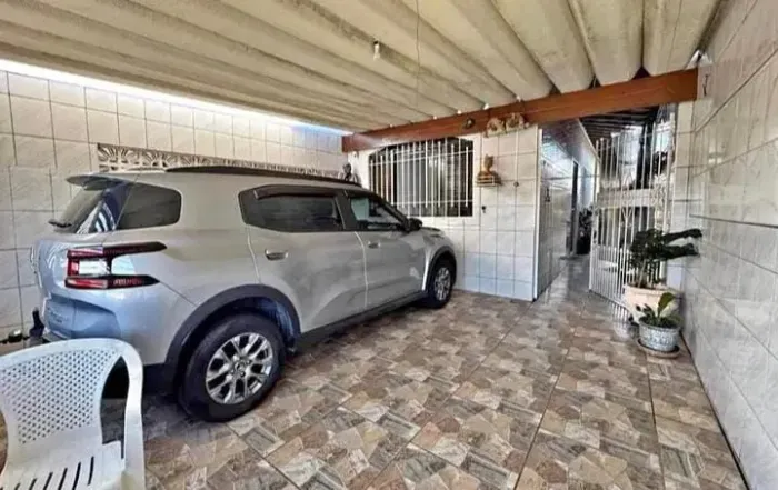 Vende-se casa no Bengui @