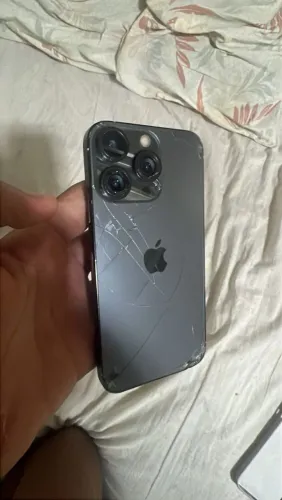 Iphone X com carcaça do 14 pro