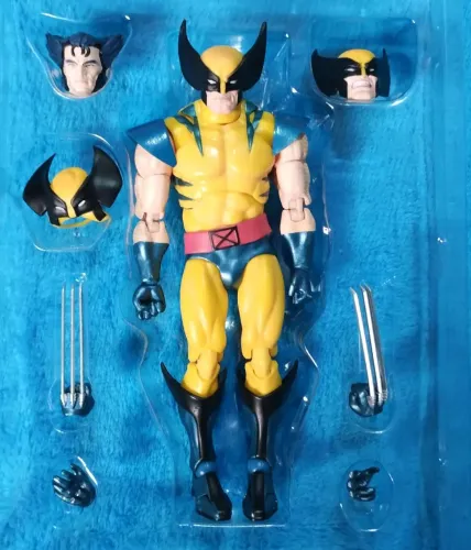 Wolverine CT Toys ("Mafex")