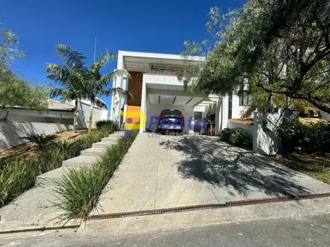 Casa no Condominio Rosa dos Ventos