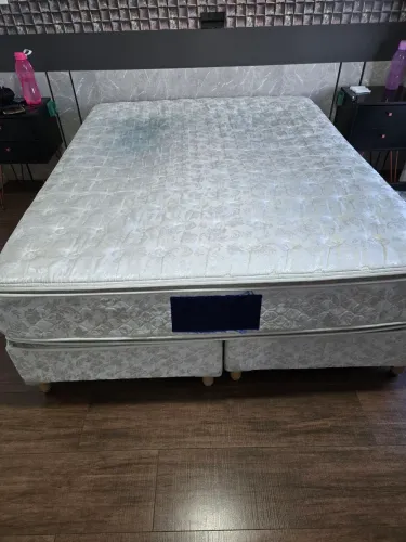 Conjunto box e cama king size molas ensacadas