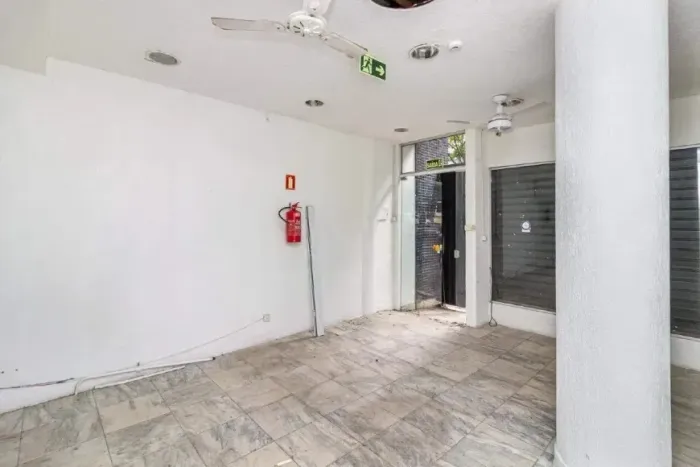 Ponto Comercial/Loja para Alugar no Centro Histórico com 52 m² de Área Útil