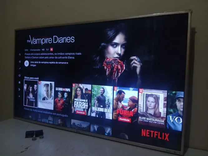 Smart tv enorme de 55 4K"