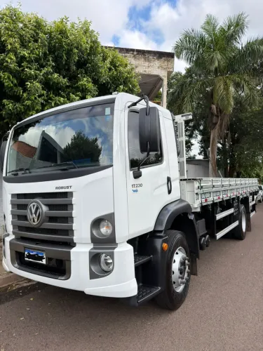Vendo Caminhão VW Constelletion ROBUST 17.230