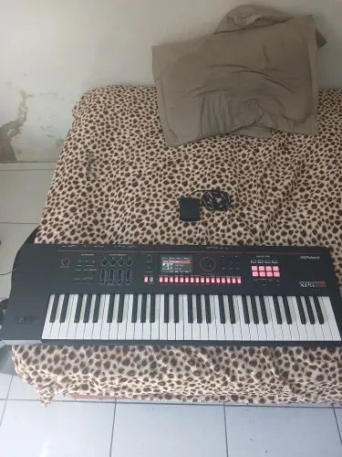 ROLAND XPS 60 