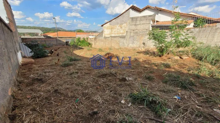 Lote com 520m², no bairro Jardim Guanabara