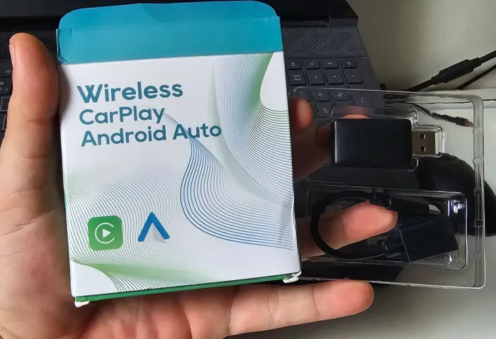 Adaptador Carplay e Android Auto veicular. Para deixar de usar o Fio.