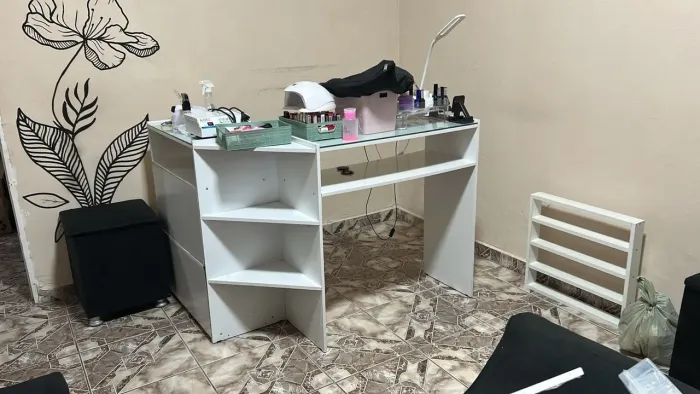 NAIL DESIGNER
