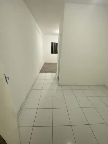Sala comercial disponível para locação anual