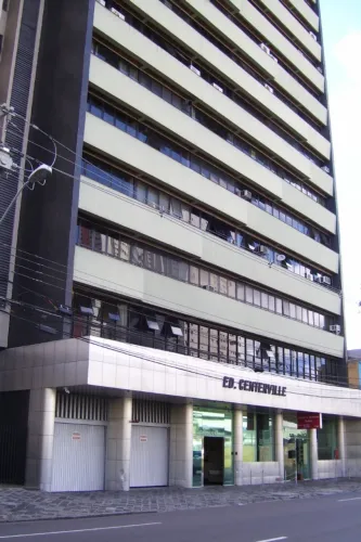 Conjunto Comercial no Edifício Centerville