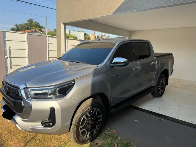 Toyota Hilux CD SRX 4X4 2.8 TDI 16V Diesel Aut. 2023