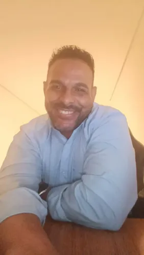 Diarista masculino 