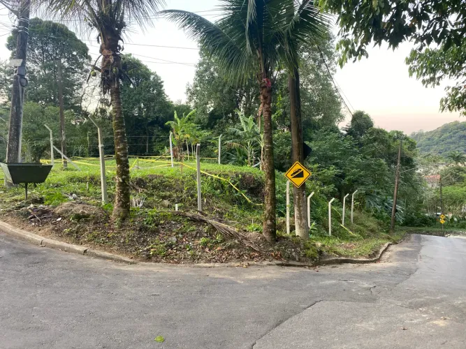 Terreno no Vale verde em Cubatão