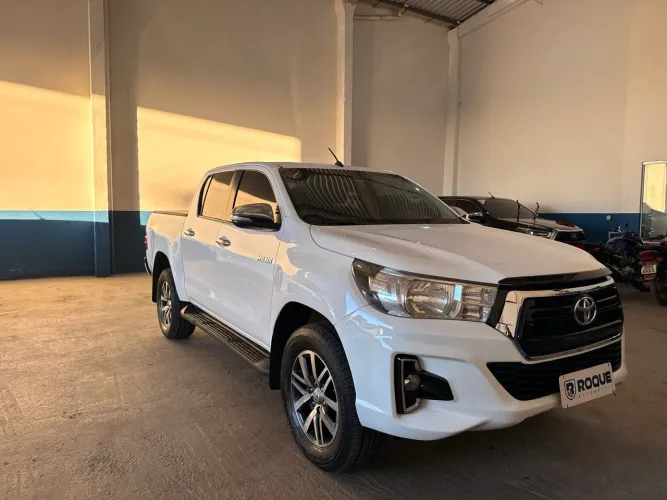 Toyota Hilux CD SRV 4X4 2.8 TDI Diesel Aut. 2016