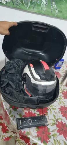 Baú givi 35l