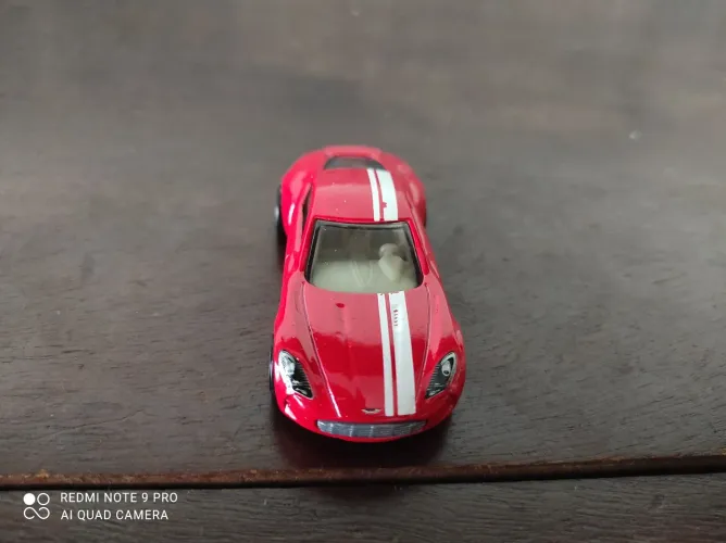 Hot Wheels Aston Martin One-77 2020 Hw Exotics