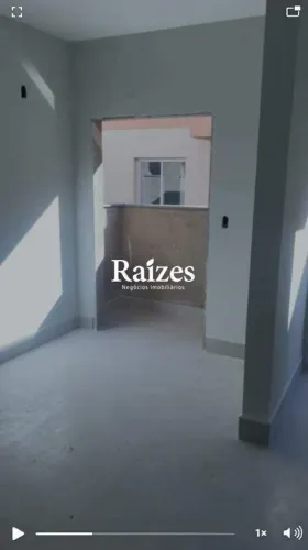 Apartamento à venda em Uberlândia no Santa Mônica com 2 quartos sendo 1 suíte