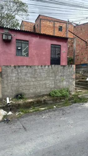 Vende-se Imóvel com 3 apartamentos alugados na Cidade de Deus: renda mensal garantida