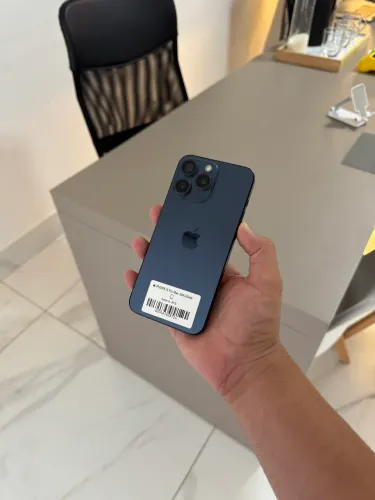iPhone 15 pro max 256 gigas semi novos 