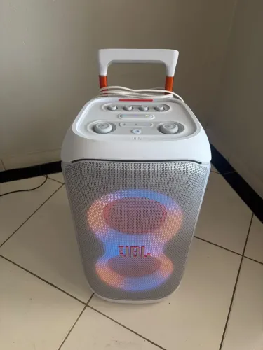 JBL 320 Partybox Stage (modelo exclusivo)