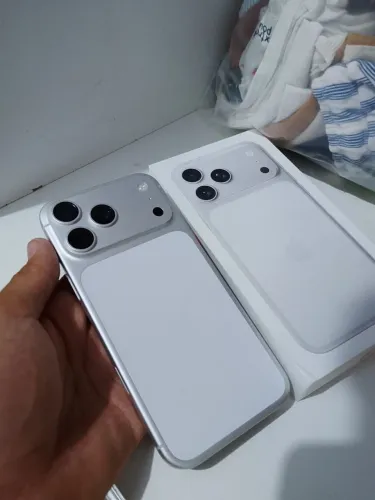 iPhone 17 Pro Max IMPECÁVEL