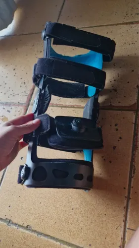 Joelheira Stability com Kit LCP