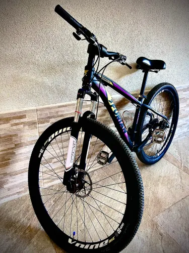 Bicicleta aluminio ,24 velocidades,aro 29,freio a disco mecânico,revisada.