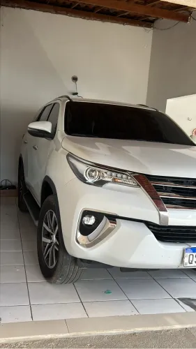 Toyota Hilux SW4 SRX 4X4 2.8 TDI 16V Dies. Aut. 2019