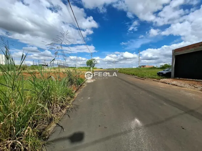 Terreno à venda em Nova Odessa, Jardim Florença, com 300 m²