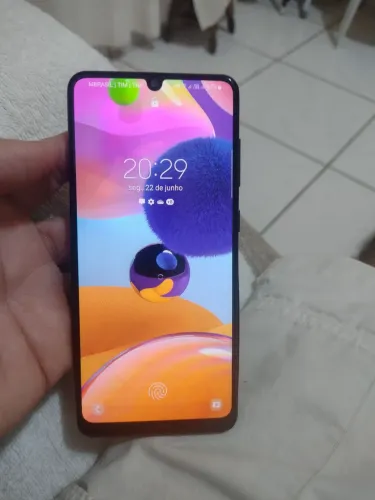 Samsung A31 128g. Digital na tela