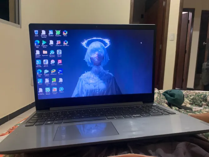 Notebook Lenovo AMD Ryzen 5 3500U