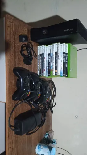 Xbox 360 slim *com defeito*