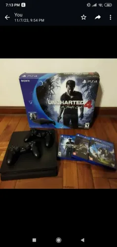 PS4 Slim 500GB + 2 Controles + 3 Jogos
