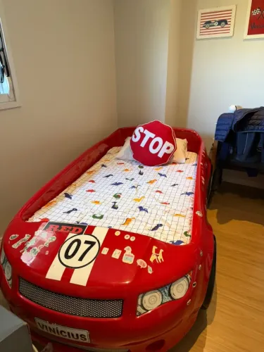 Cama carro solteiro infantil