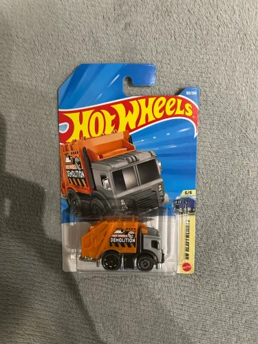 T-HUNT Total Disposal hotwheels