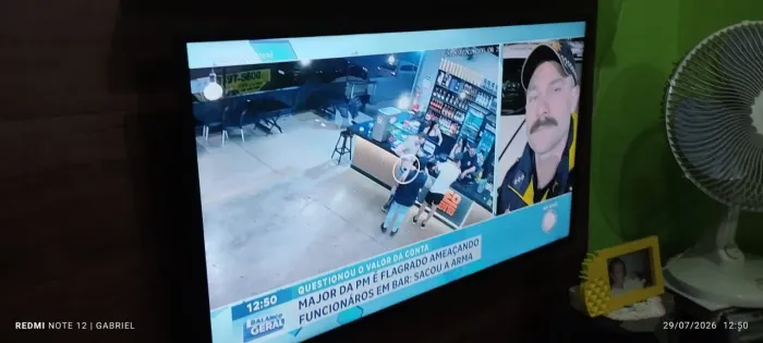 Vende-se uma tv ? 39 polegadas