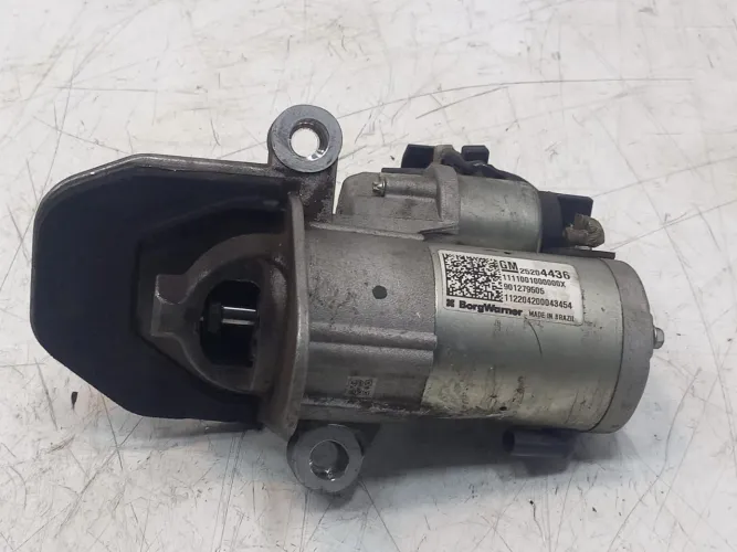 Motor de arranque tracker 2022 1.0