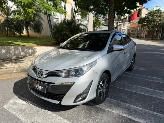 Toyota Yaris XL Sedan 1.5 Flex 16V 4P Aut. 2019