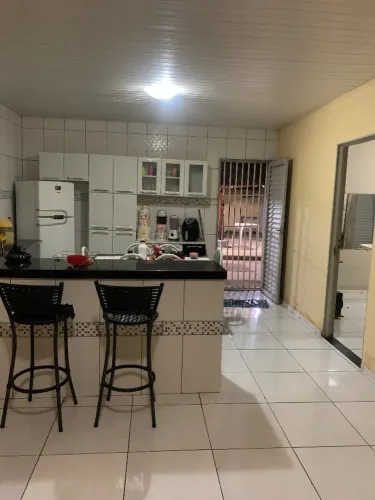 TROCO CASA EM DEMERVAL LOBÃO POR APARTAMENTO EM TERESINA.