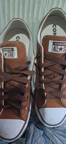Tênis All star converse.