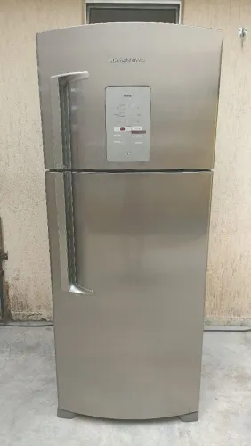 Geladeira inox Brastemp 406L higienizada