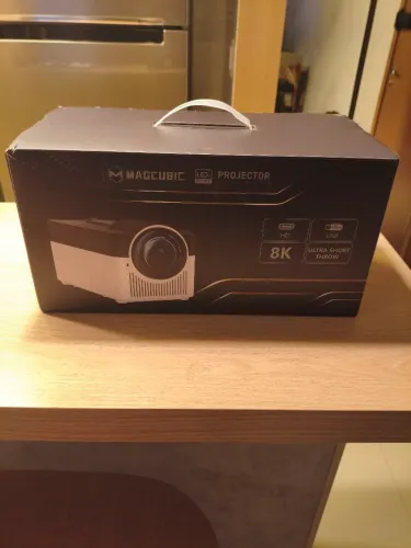 Projetor HY450